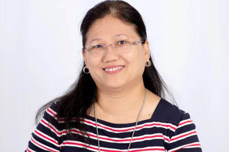 Research Administrator Mary Ann Maddox