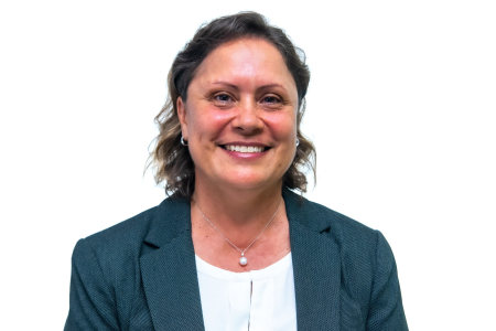 Charles Darwin University (CDU) researcher Dr Tracy Woodroffe is looking at ways to increase the number of First Nations teachers in the Northern Territory.