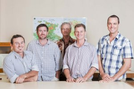 The Darwin Centre for Bushfire Research team