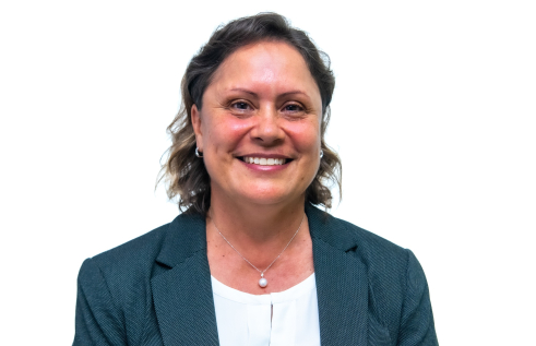 Charles Darwin University (CDU) researcher Dr Tracy Woodroffe is looking at ways to increase the number of First Nations teachers in the Northern Territory.